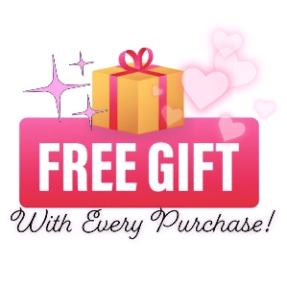 ⭐️ 💋 Free gift with every purchase! 💋 ⭐️